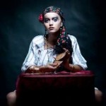 immagine che ritrae una cartomante gitana 